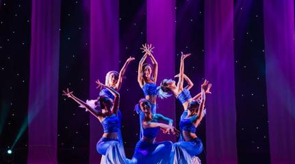 世博演藝2018上半年?duì)I收下滑近六成 經(jīng)營性演出與經(jīng)紀(jì)業(yè)務(wù)成主因